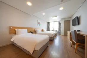 Ramada by Wyndham Seoul Dongdaemun - Room