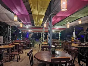 Floresitas Beach Resort - Restaurant