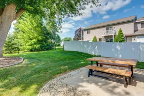 1 Mi to Beach: Dog-friendly Condo in Lake Mills! - Interiør