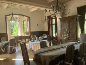 Chateau Tout Y Fault - Restaurant