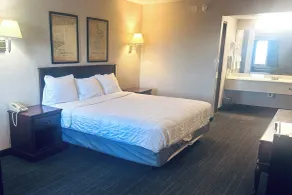 Osage Village Inn Near Lake Ozarks US 54 - Chambre
