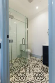 Criterion Hotel Napier - Baño