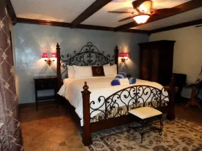 Tuscan Springs Hotel & Spa - Vue de la chambre