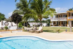 Hotel Manyana by Surfers Bay - Pool