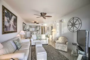 Luxe Beachfront Family Condo w/ Resort Amenities! - Parte interna