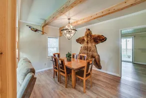 Walk to River: Oacoma Home w/ Dog-friendly Yard! - Innenbereich