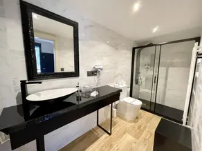 Akla Hotel Suites Valles Pasiegos - Salle de bain