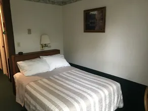 Lake Ontario Motel & Inn - Zimmer
