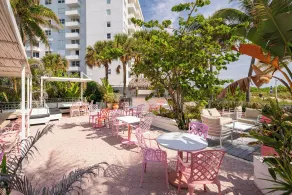 The Savoy Hotel & Beach Club - Restaurant