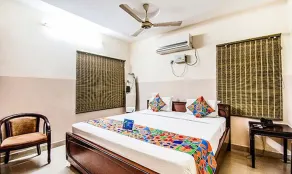 FabHotel Aditya Yatri Nivas - Nr Tirupati Railway Station - Chambre