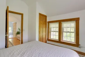 Quaint Goshen Apartment w/ Patio! - Rom