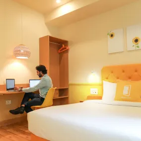 Bloom Hotel - Worli - Room