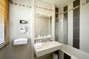 Quality Hôtel La Défense Rueil-Malmaison - Salle de bain