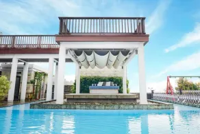 Louis Kienne Bandungan - Piscina