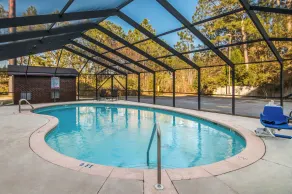 Red Roof Inn & Suites Pensacola East - Milton - Pool