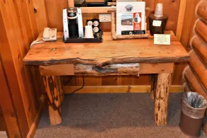 The Hatchet Resort - Chambre