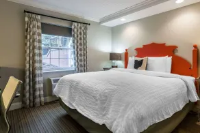The Aurora Inn Hotel and Event Center - Chambre