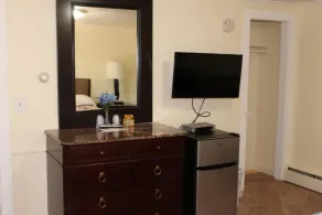 Royale Coach Motor Lodge - Room