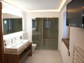 Luxury Apartment Schoenbichl - Badeværelse