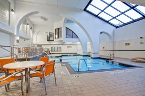 Holiday Inn Windsor - Ambassador Bridge by IHG - Piscine
