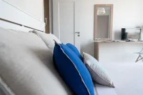 Emerald Lake Studios - Room