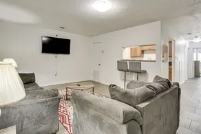 Community Pool & Central Location! Houma Apt - Innenbereich