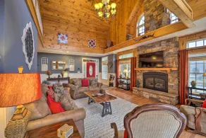 Hot Tub & Game Room: 'A Mountain Dream' in Vilas - Innenbereich
