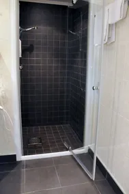 Scandic Örebro Central - Bathroom