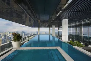 Renaissance Dhaka Gulshan Hotel - Pool