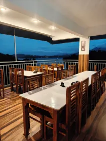 Nirvanica Retreat Wayanad - Restaurante