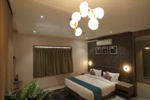 Pride Elite Dwarka - Rom