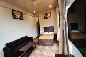 Turning Point Resort - Camera