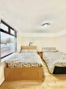 3bedroom Entire House in Stockport Town Manchester - Værelse