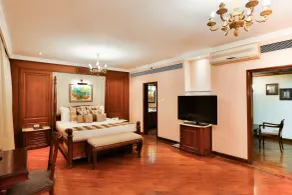 Sun-n-Sand Shirdi - Room