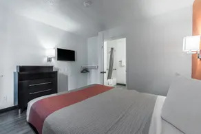 Motel 6-Norcross, GA - Atlanta Northeast - Room