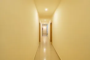 Hotel Udyam Glory - Lobby