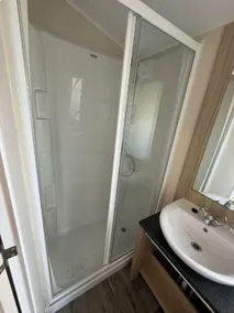 Golden Gate Holiday Centre - Holiday Accommodation 22147 - Bad