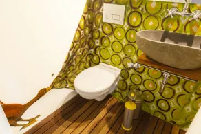ArkaBarka Floating Hostel - Bathroom