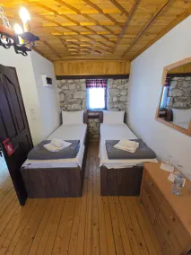 Macedonian Village Hotel & Resort  - Zimmer