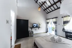 Cashew Tree Bungalow - Room