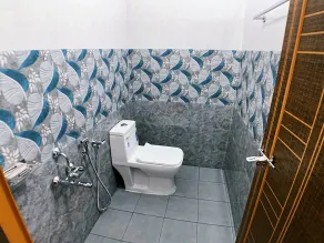 Moon Wings Mountain Resort - Bathroom