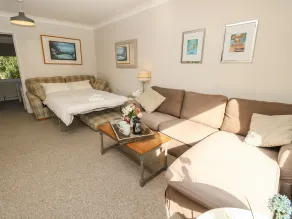 Burwyns - Room