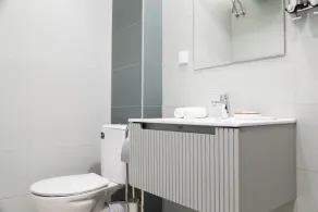 Corner House - Bathroom