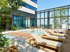 Mitsui Garden Hotel Yokohama Minatomirai Premier - Pool
