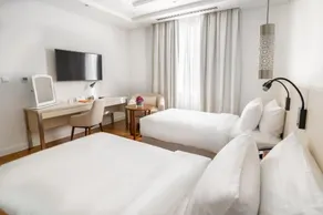 Landmark Furnished Hotel - Room