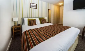 Henley Hotel - Room