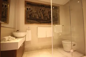702 Canal Quays - Bathroom