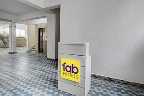 FabHotel Hide Inn - Reception