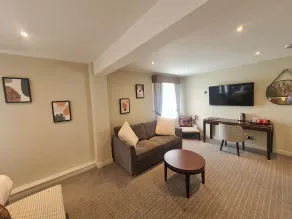 Blue Bell Lodge Hotel - Room