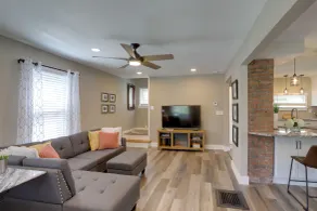 Welcoming Willoughby Home: 1 Mi to Historic Dtwn - Interni